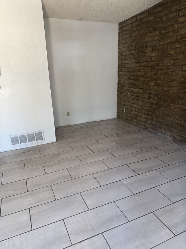 Photo - 450 Via Lechuza Unidad C