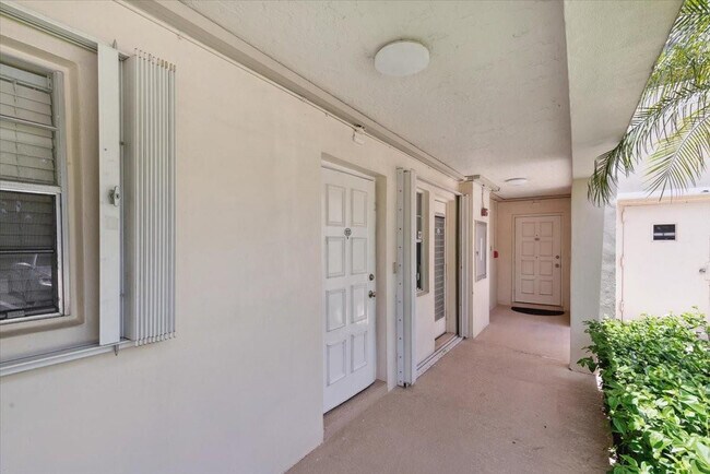 Photo - 3080 N Course Dr Unit 102