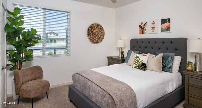 Photo - 3545 E Warner Rd Unit 3