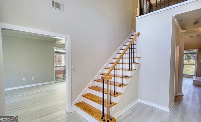 Photo - 2111 Highland Club Dr SE
