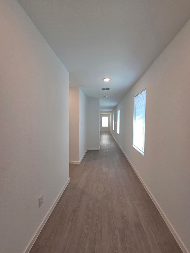 1117 Leicht Dr