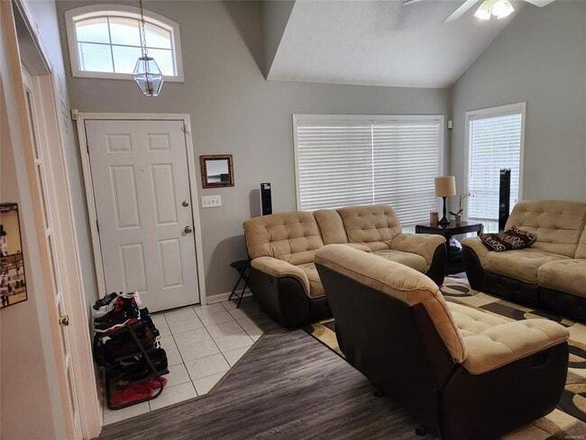 Photo - 9513 Greythorne Way