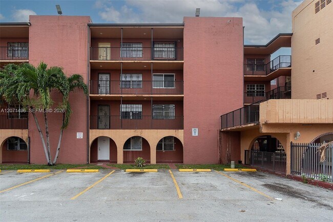 Photo - 6620 W 2nd Ct