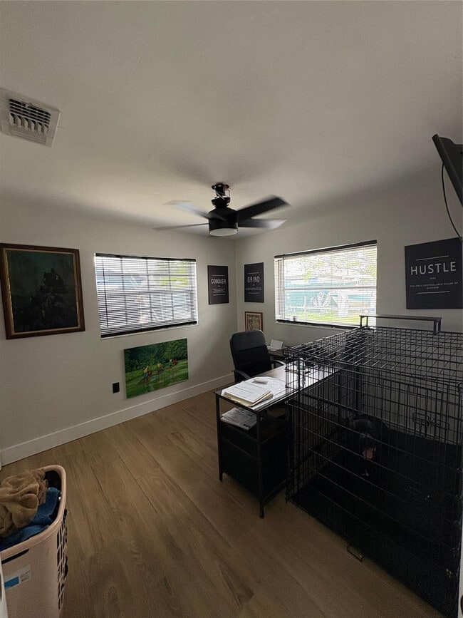 Photo - 1501 SW 6th Ave