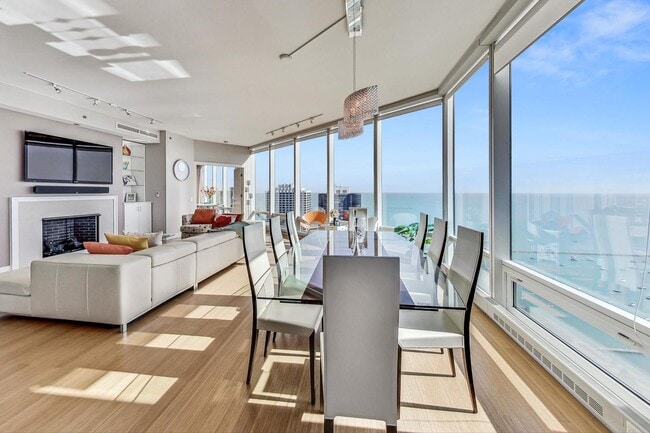 Photo - 340 E Randolph St Unit 4901