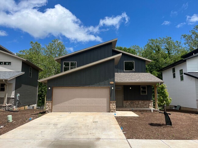 Brand New 3 Bedroom 2.5 Bathroom Springfie... - Brand New 3 Bedroom 2.5 Bathroom Springfie... House