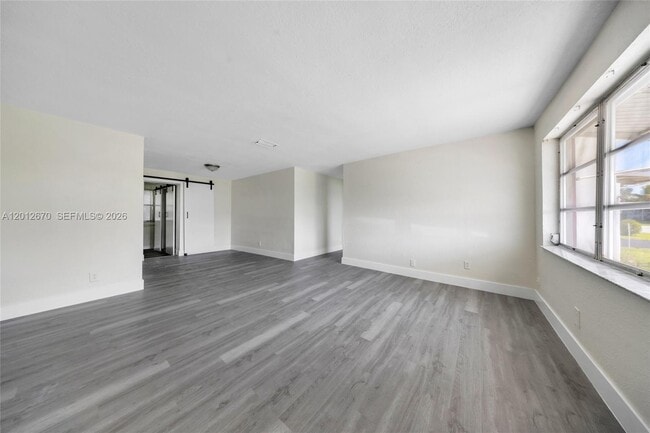 2520 NW 2nd Dr