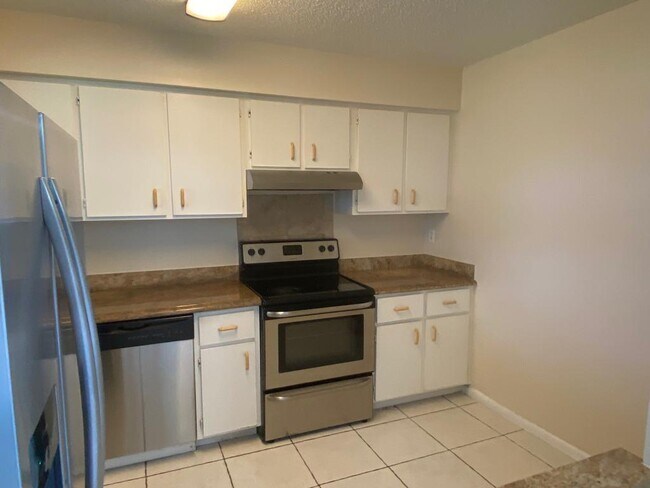 Photo - 4901 Pier Dr