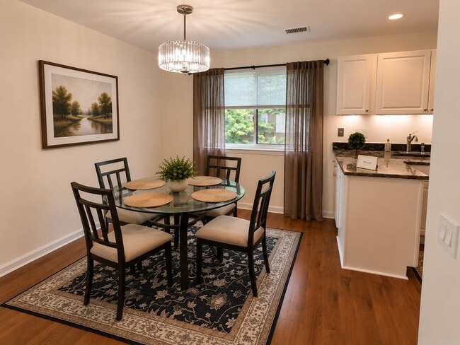 Photo - 2494 Glengyle Dr Unit 195