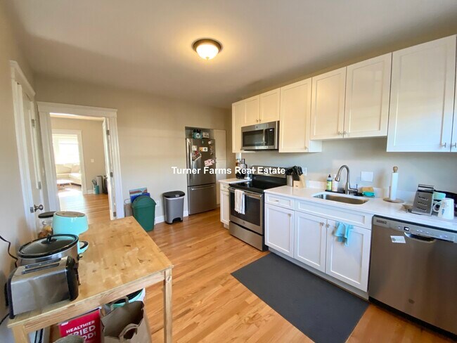 Photo - 21 Moraine St Unit 1