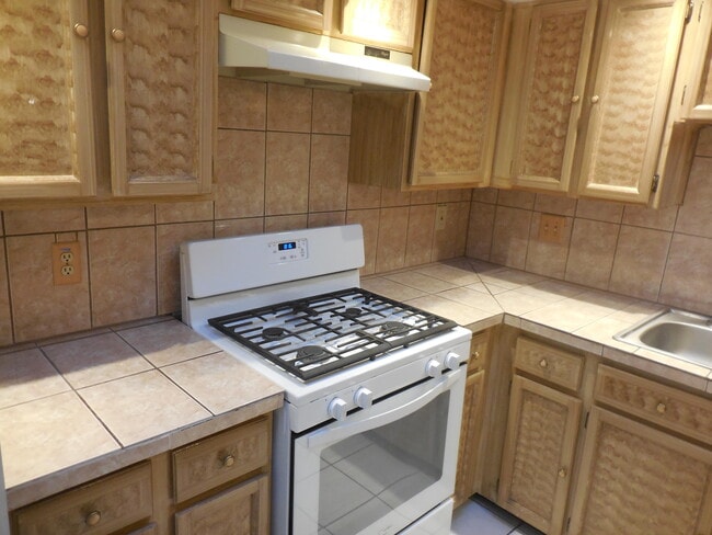 Photo - 3110 Isla Marino St