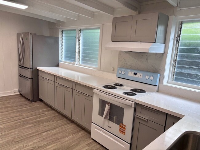 Photo - OAHU9364 Unit Back