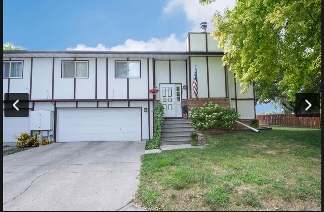 Photo - 2305 4th Ave S