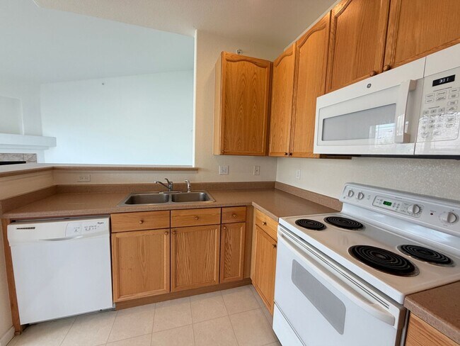 Photo - 8456 S Hoyt Way