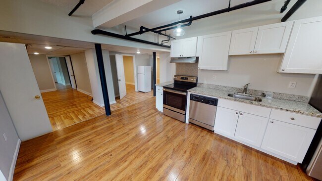 1185 Commonwealth Ave Unit 101