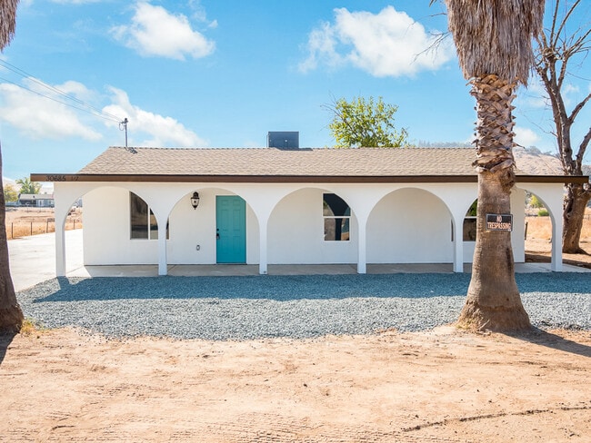 Photo - 30685 1/2 Mehrten Dr