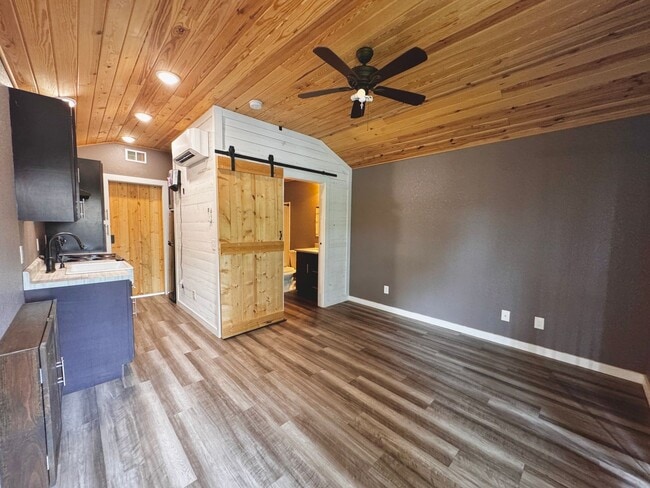 Photo - 1 Bedroom/1 Bathroom Tiny Home Cottage in Sulphur Rock