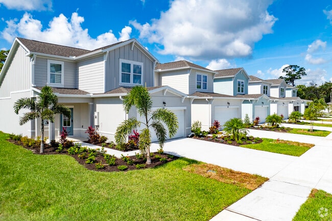 111 Honeytree Ln Merritt Island, FL 32953 - North Island Villas Rental Homes