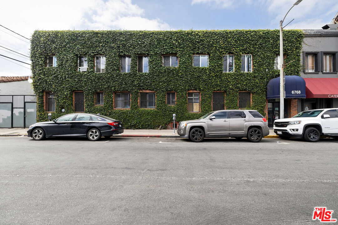 Photo - 6768 Lexington Ave Unit 6