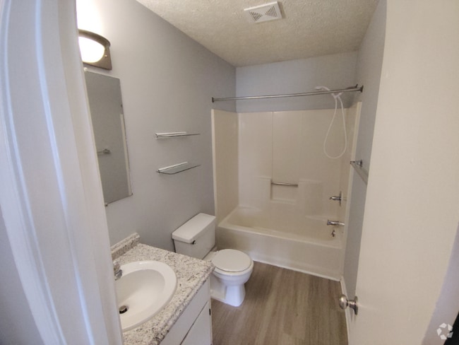 Building Photo - 25 Fonda Dr Rental