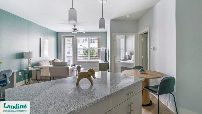 Photo - 1619 N Frazier St Unidad 339.1407924