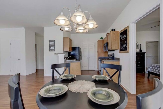 Ethan Pointe Apartments
