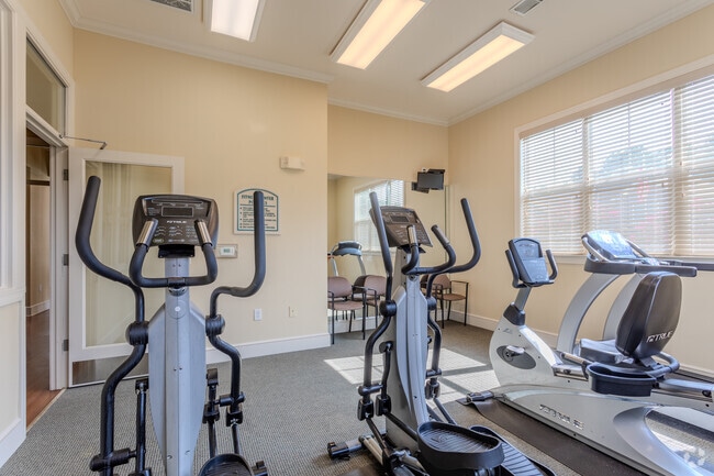Fitness Room - Egret Pointe Apartment Homes