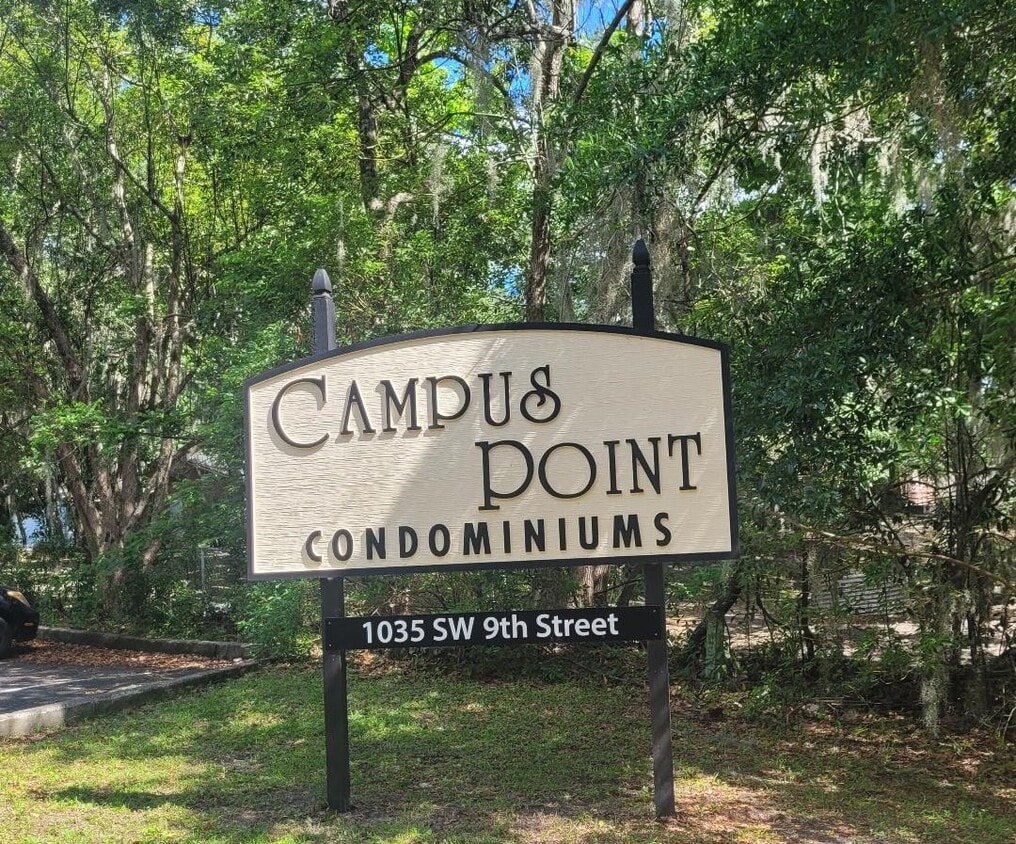 Photo - 1035 SW 9th St (Gainesville, FL)