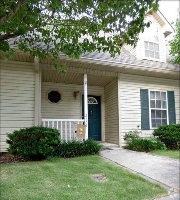Building Photo - 2123 Creekside Way Rental