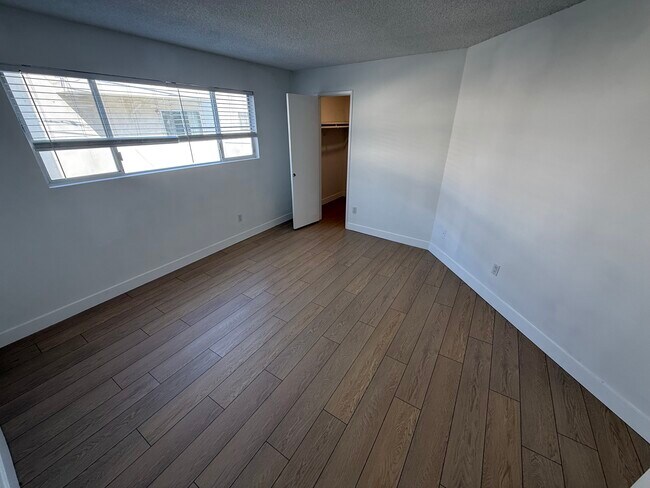 1218 McClellan Dr Unit 108