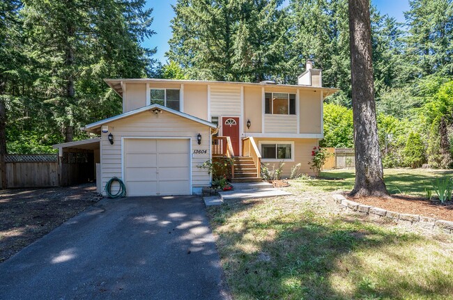 Gig Harbor two story home close to the Pur... - Gig Harbor two story home close to the Pur...