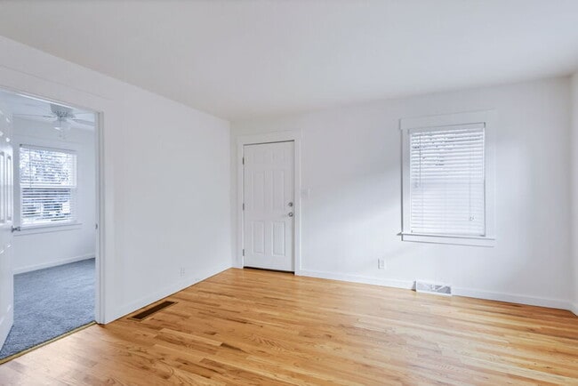 Photo - 665 Osceola St