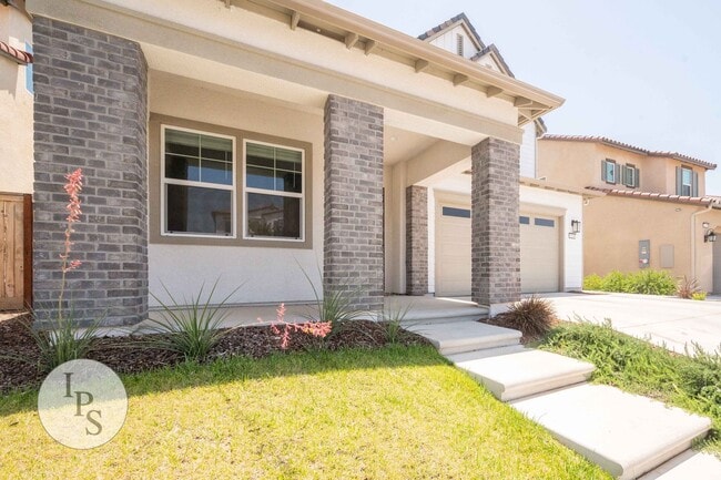 Photo - Madera Tesoro Viejo - Beautiful Hillside Village 2-Story Home, 4BR/3BA, SOLAR, Community Pool + L...