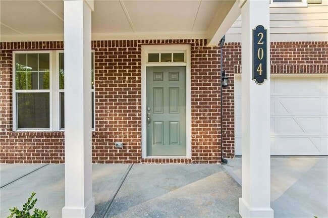 Photo - 204 Silverleaf Trl