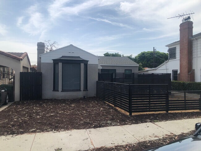 Photo - 3956 Olmsted Ave House