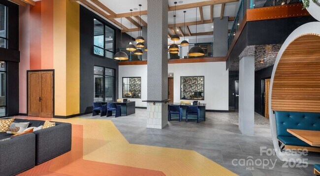 Photo - 1015 N Alexander St Unit A0