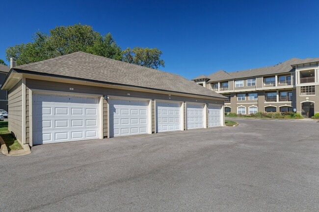 The Estates at River Pointe