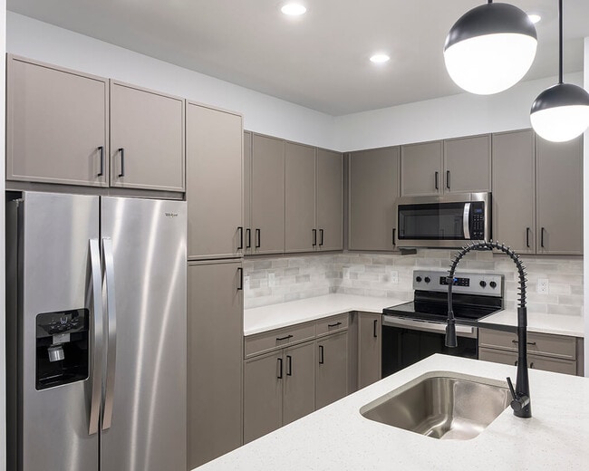 Photo - Wayfern Apartments