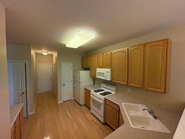 Photo - 2221 Stoughton Dr Unidad 0