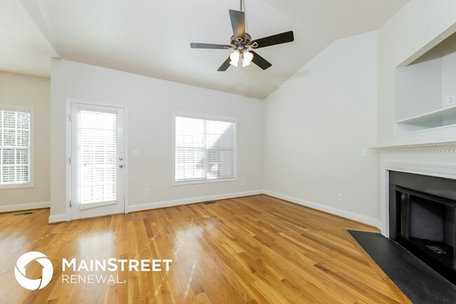 Photo - 6700 Linwood Dr