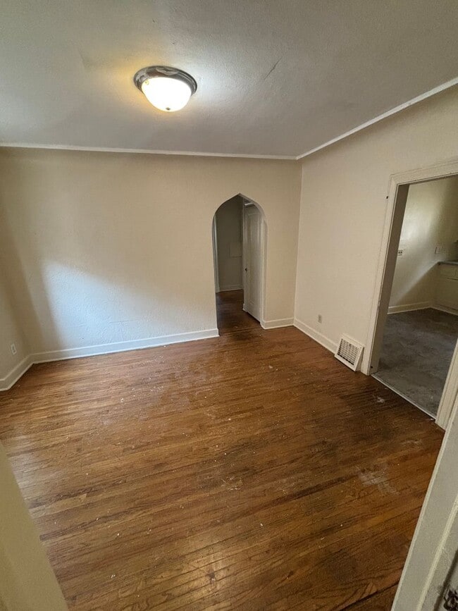 Photo - 2634 Calverton Rd Unidad 2634 Calverton Road Lower