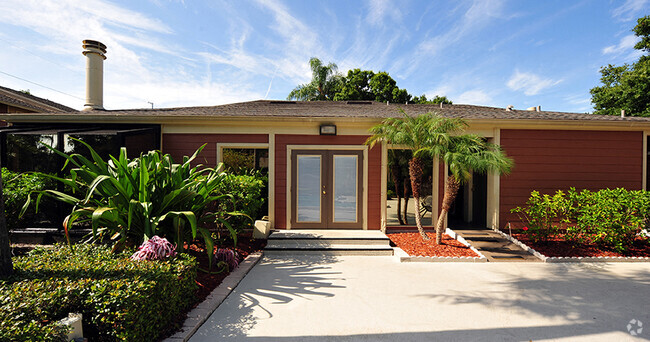 Building Photo - Courtney Cove Apartment Homes