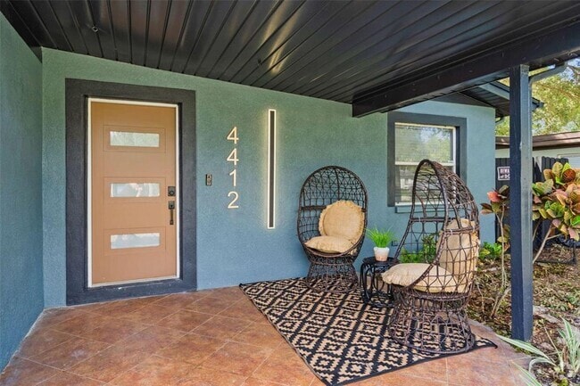 Building Photo - 4412 W Pearl Ave Rental