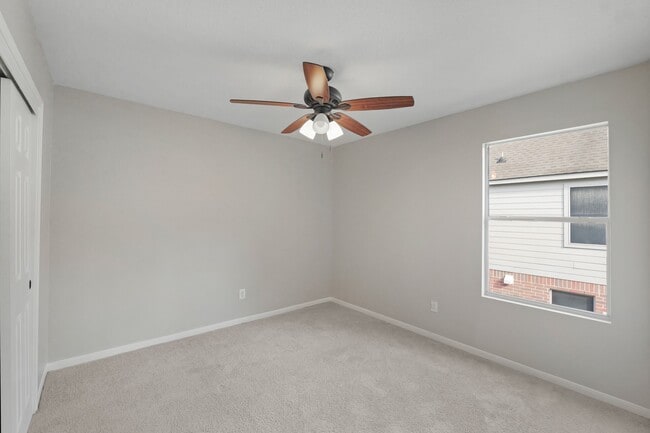 Building Photo - 20410 Fall Foliage Dr