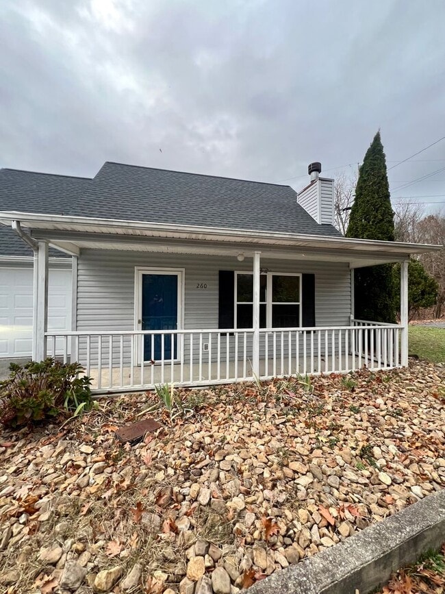 Two level patio home - Two level patio home