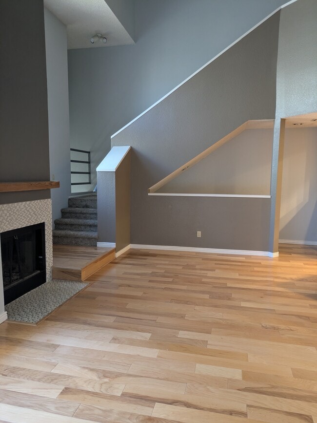 Building Photo - 101 N 7th St Unit 215