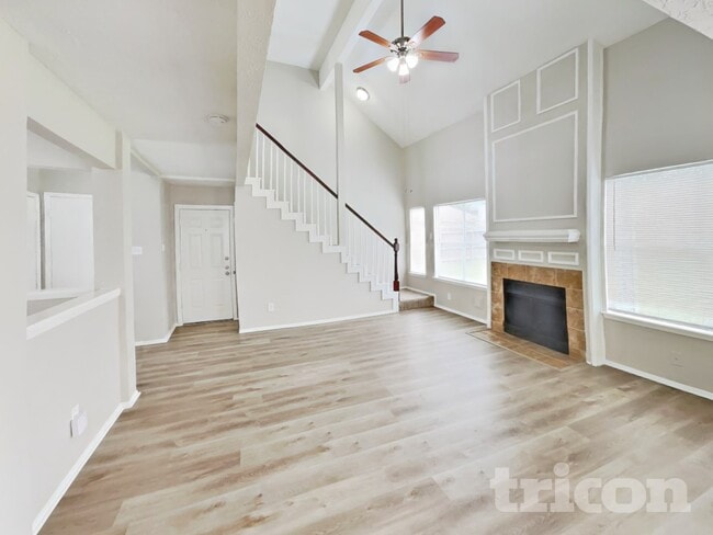 Photo - 8522 Lake Crystal Dr