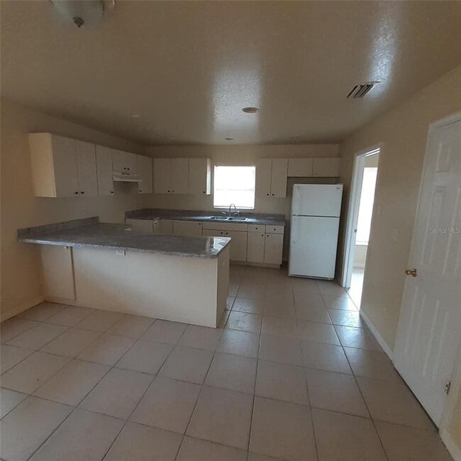 Photo - 3625 E Chelsea St