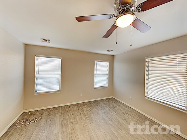 Photo - 45654 W Meadows Ln