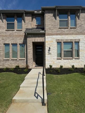 109 N Sky Dr